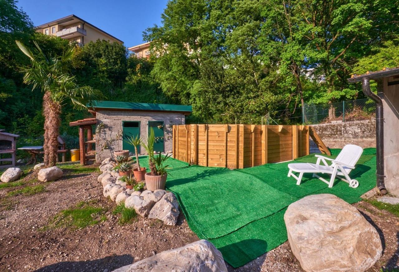Apartamento Casa Della Nonna Abbadia Lariana Exterior foto