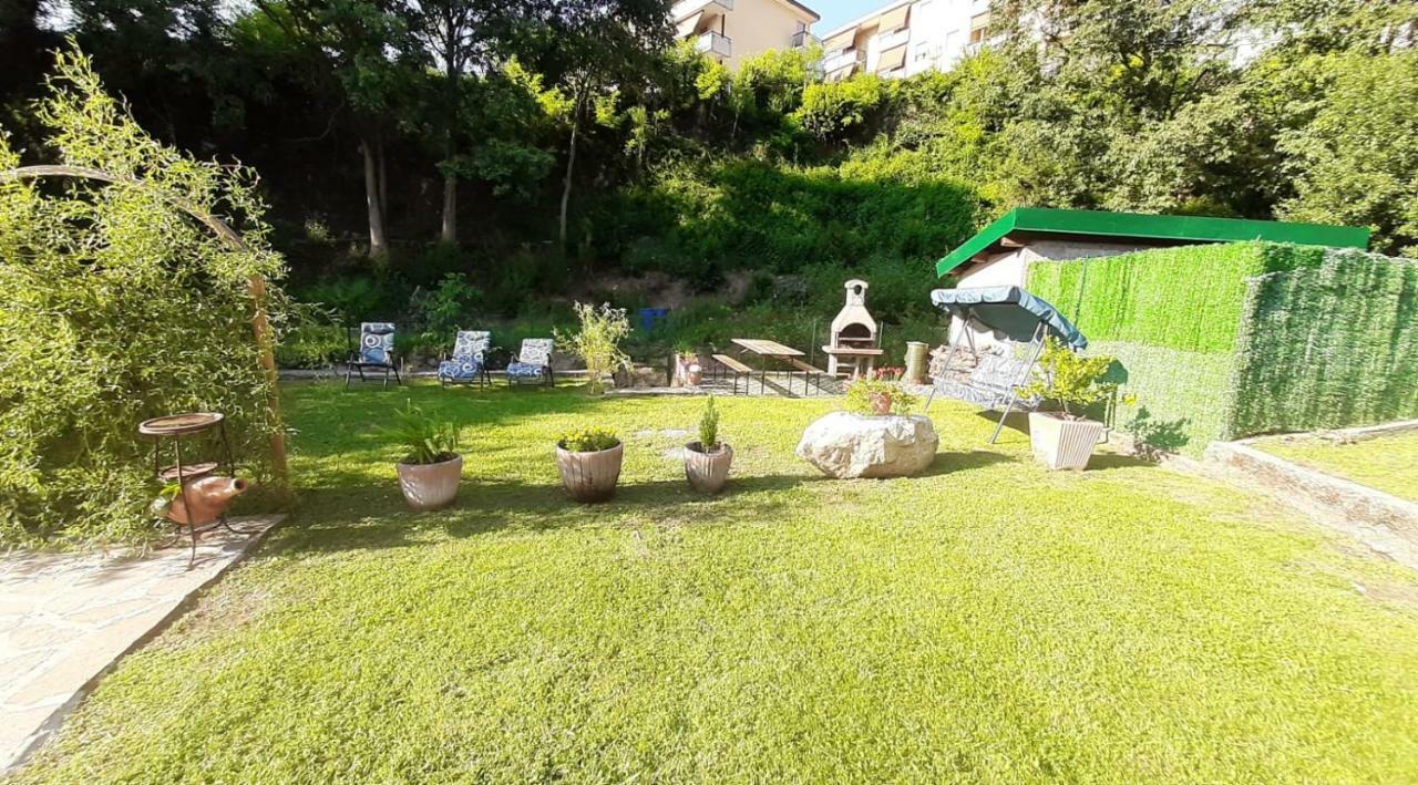 Apartamento Casa Della Nonna Abbadia Lariana Exterior foto