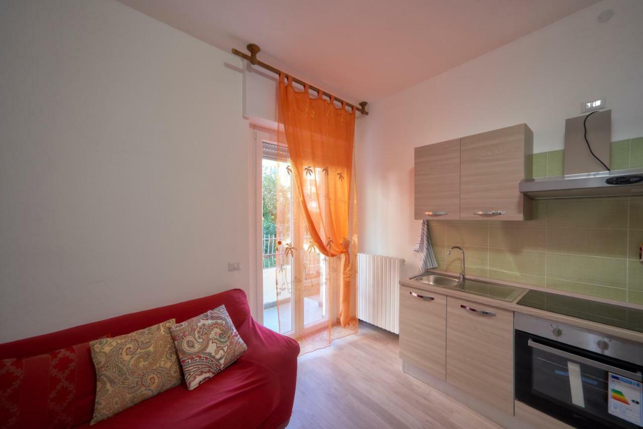 Apartamento Casa Della Nonna Abbadia Lariana Exterior foto
