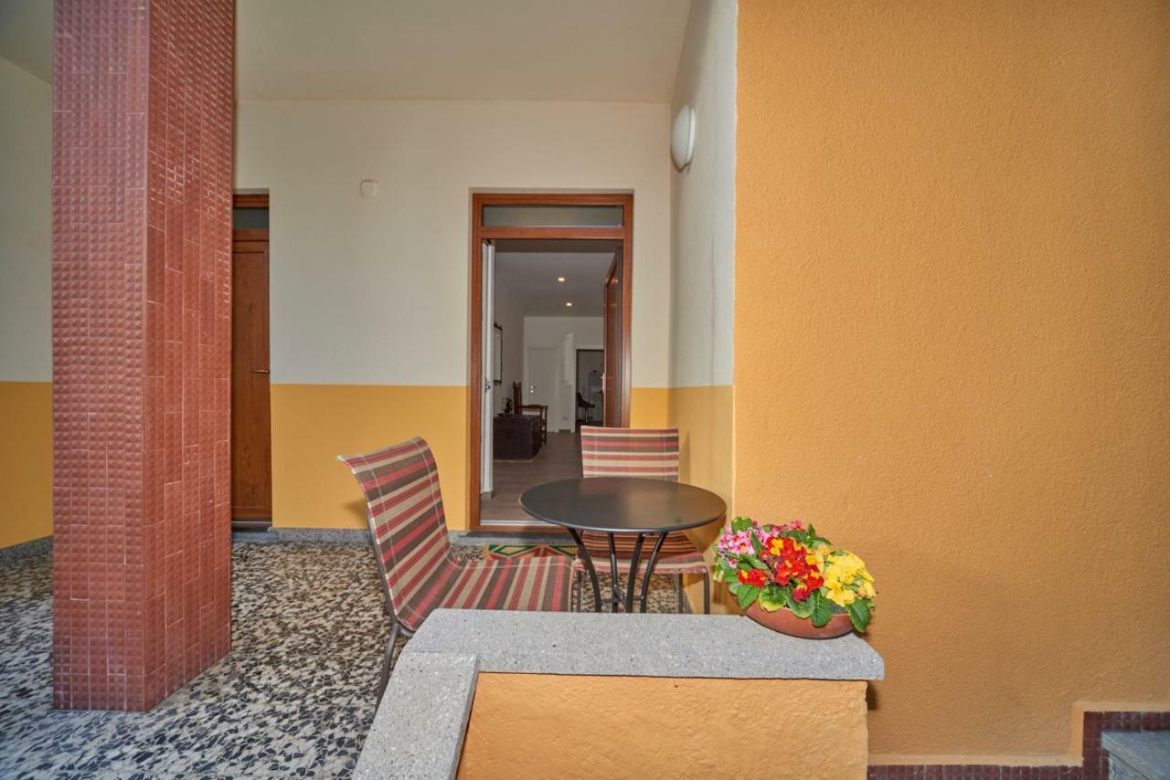 Apartamento Casa Della Nonna Abbadia Lariana Exterior foto